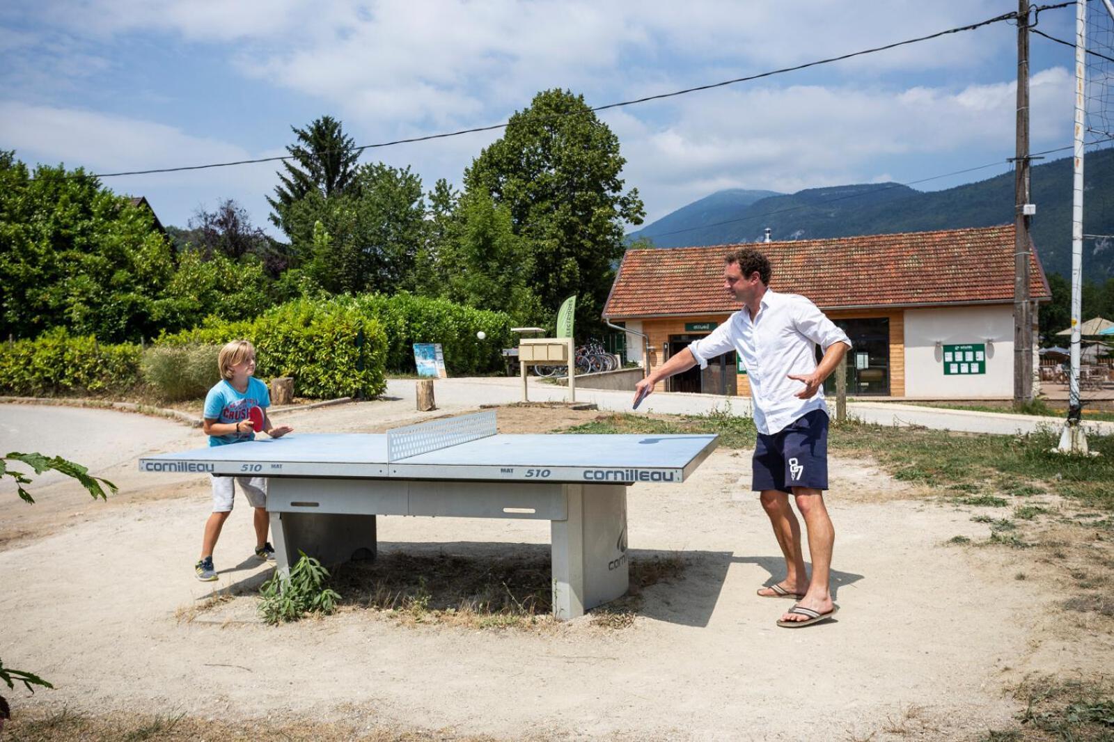 Huttopia Lac D'Aiguebelette Saint-Alban-de-Montbel Eksteriør billede